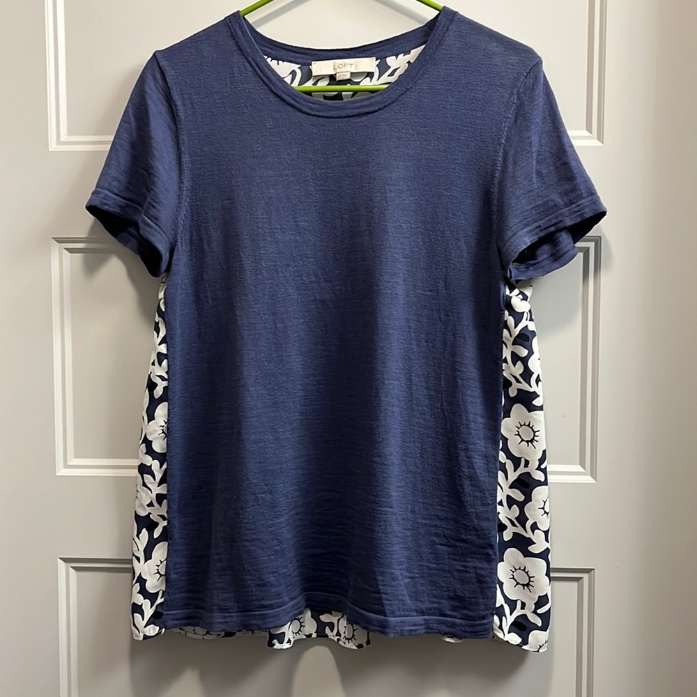 LOFT blue and white floral sweater blouse, size M